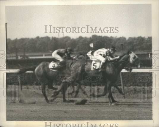 1939 Press Photo outhRonin winning by a nose over Star Runner - ney27289