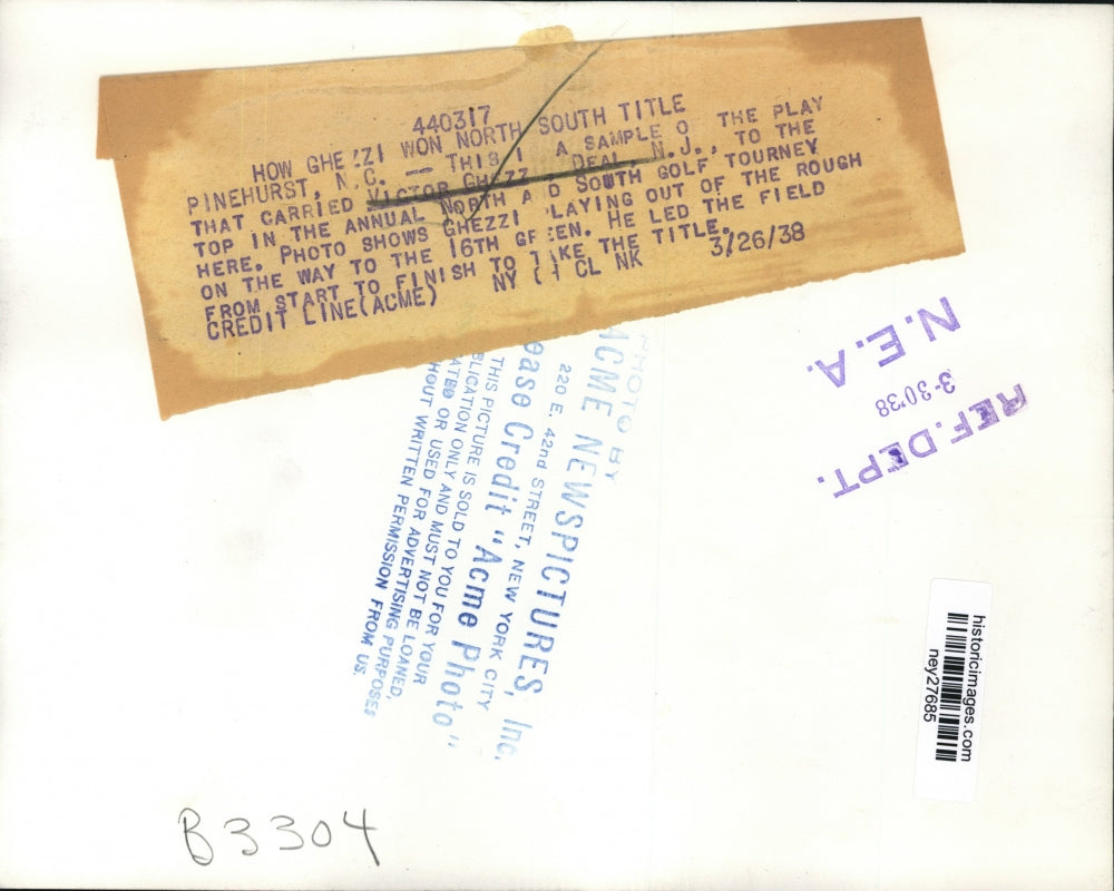 1938 Press Photo Victor Ghezzi laying out of the rough on way to the 16th green