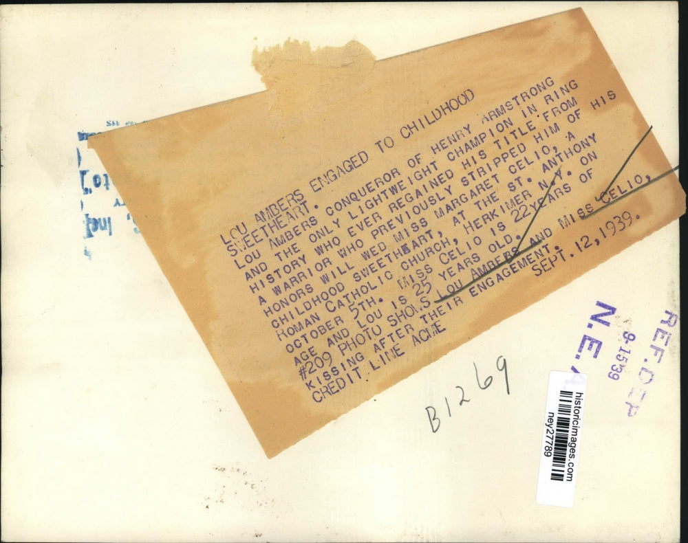 1939 Press Photo Lightweight Champion Lou Ambers Engaged to Childhood Sweetheart