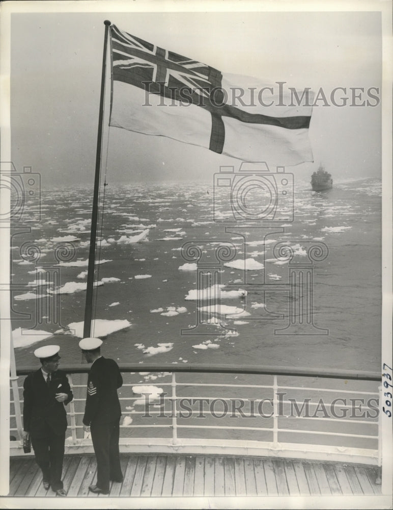 Load image into Gallery viewer, 1939 Press Photo British Ensign waving from a flag pole on Empress of Australia

