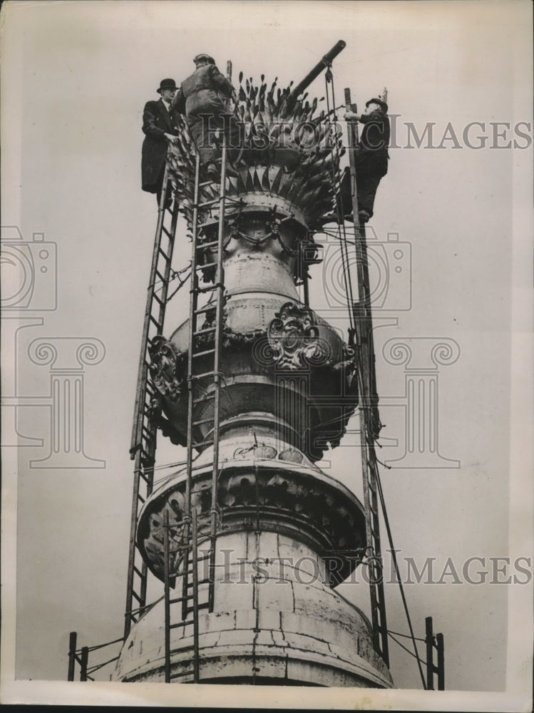 1947 Press Photo Fire of London Monument Cleaned - ney29083- Historic Images