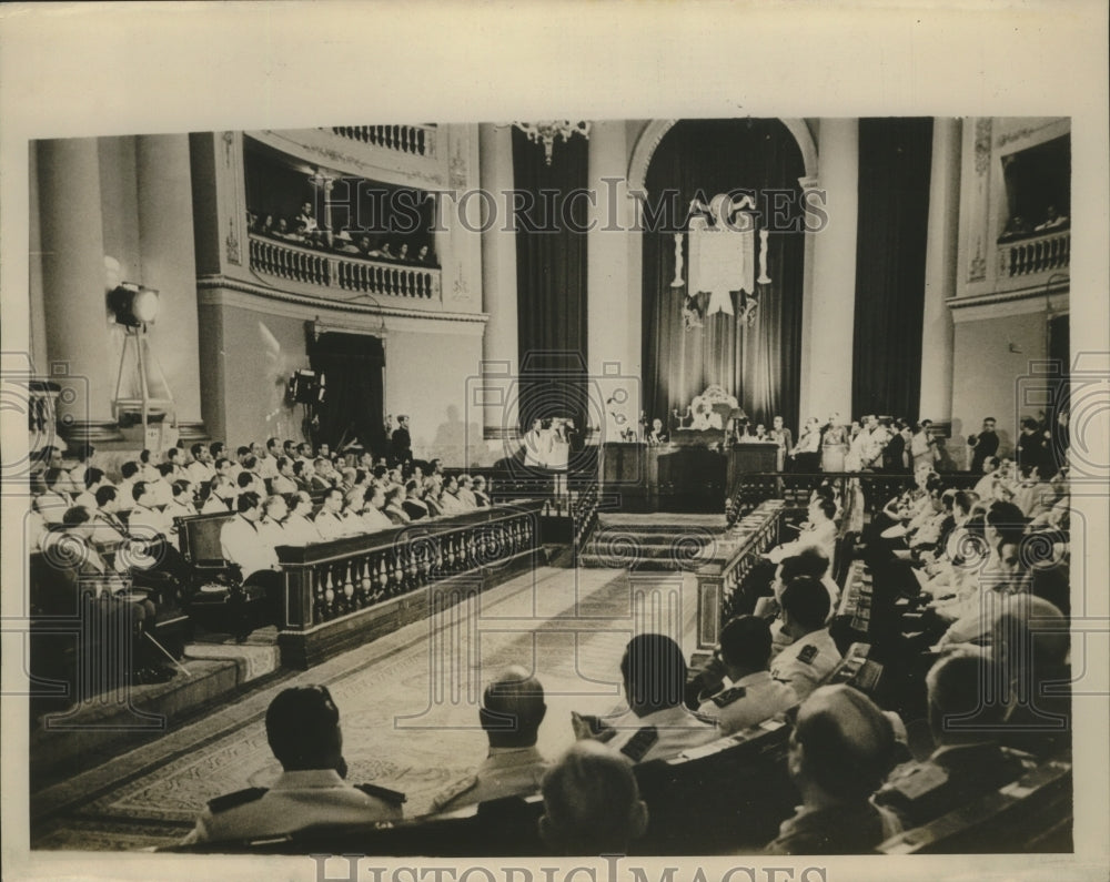 1944 Press Photo Generalissimo Franco Addresses National Assembly in Madrid