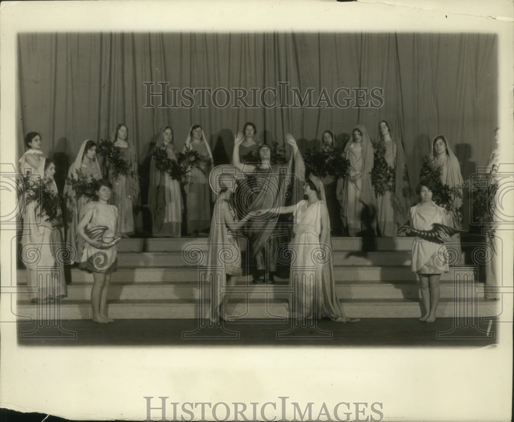 1929 Press Photo Barnard College Chooses Goddess Aphrodite as Their Patron- Historic Images