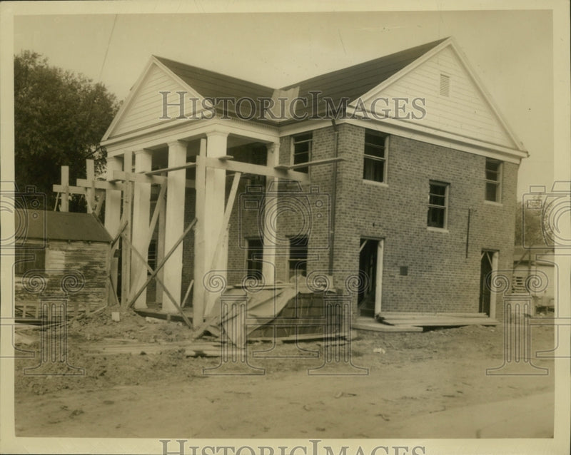 Load image into Gallery viewer, 1949 Press Photo House under construction - ney30457

