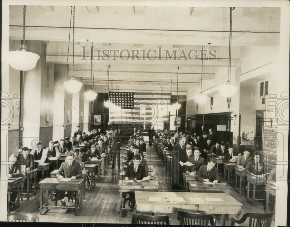 1937 Press Photo Substitute Postal Clerks Receive Census Instructions