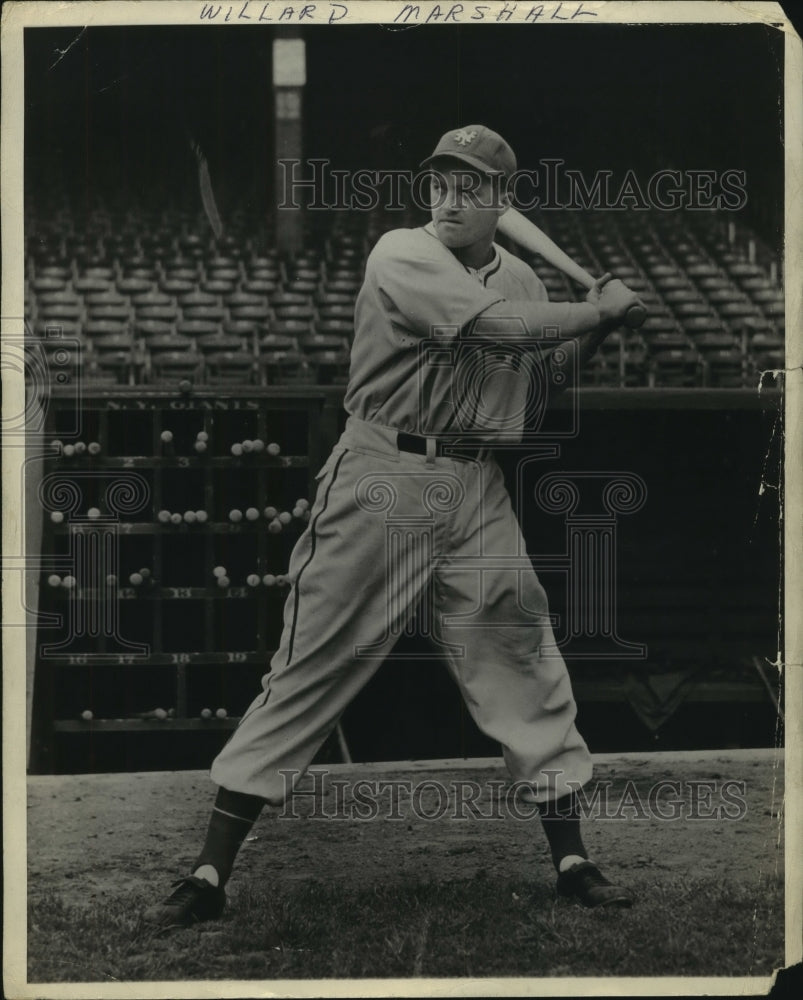 1942 Press Photo Willard Marshall of the New York Giants- Historic Images