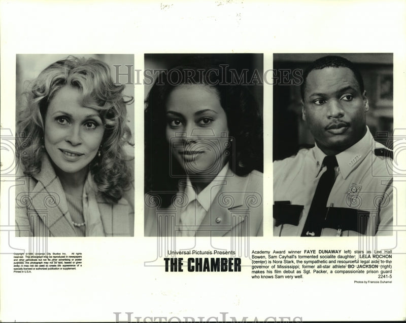 Load image into Gallery viewer, 1996 Press Photo Faye Dunaway &amp; Others Star in "The Chamber" a Universal Picture
