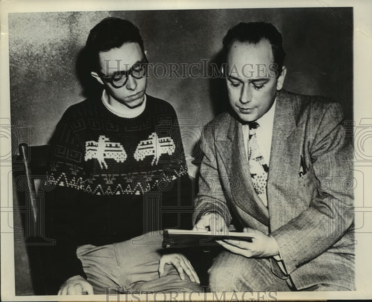 1949 Press Photo Lyman Ellefson Held on Charges of Poisoning Family Members