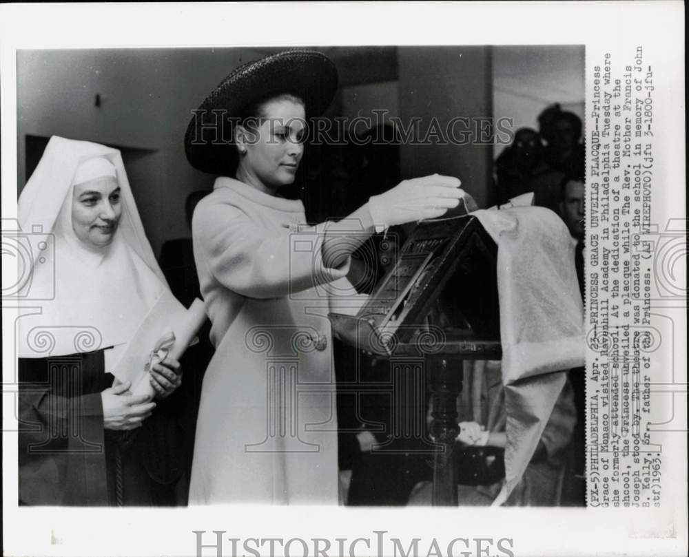 1963 Press Photo Princess Grace of Monaco with Reverend Mother Francis Joseph- Historic Images