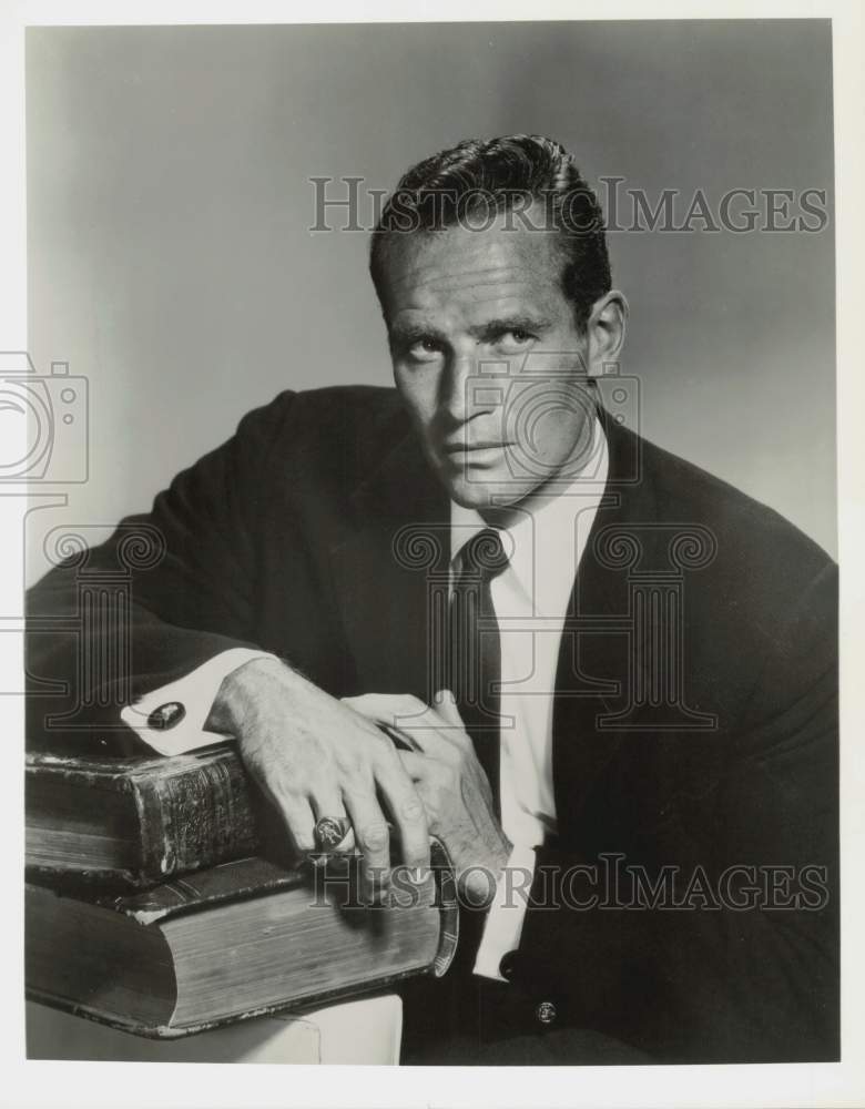 1963 Press Photo Actor Charlton Heston to guest on Perry Como&#39;s Kraft Music Hall- Historic Images