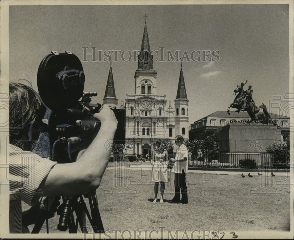 1974 Press Photo Commercial Spot Film being shot in Jackson Square, New Orleans- Historic Images