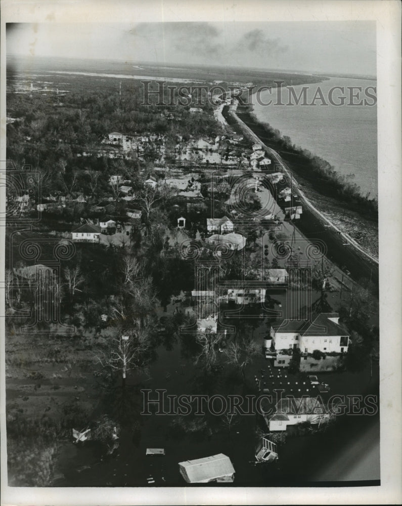 1965 Press Photo Hurricane Betsy- Aerial view of flood waters at Pointe La Hucha- Historic Images