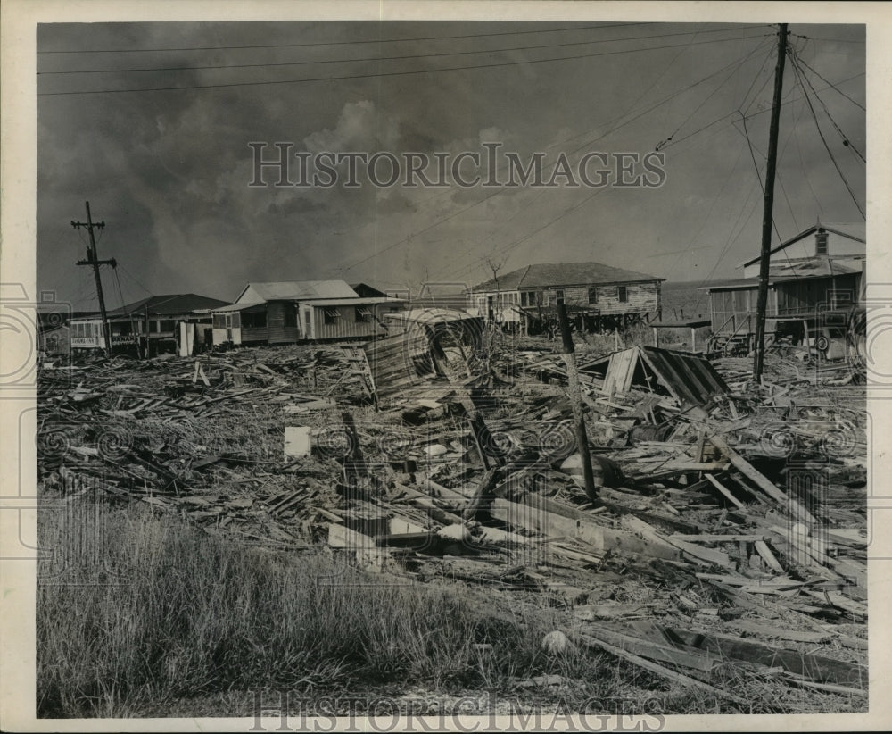 1965 Press Photo Hurricane Betsy- Ruined fishing camps at Lake Catherine and 90.