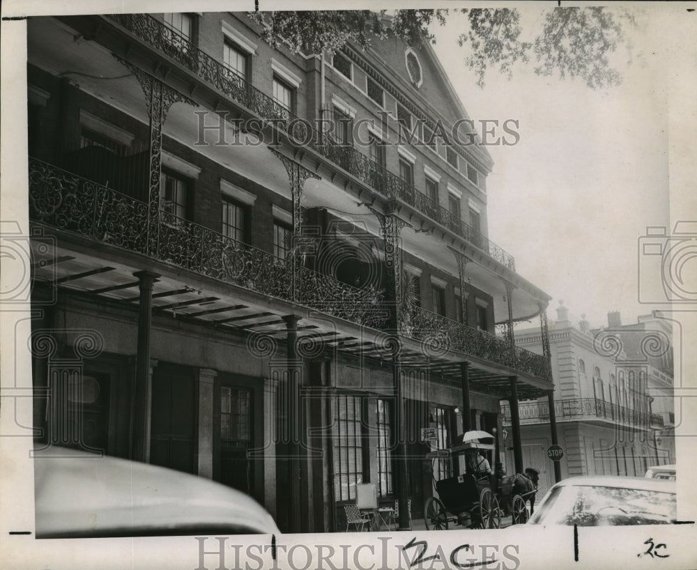 1965 Press Photo New Orleans - View of Upper Pontalba Building From the Square- Historic Images