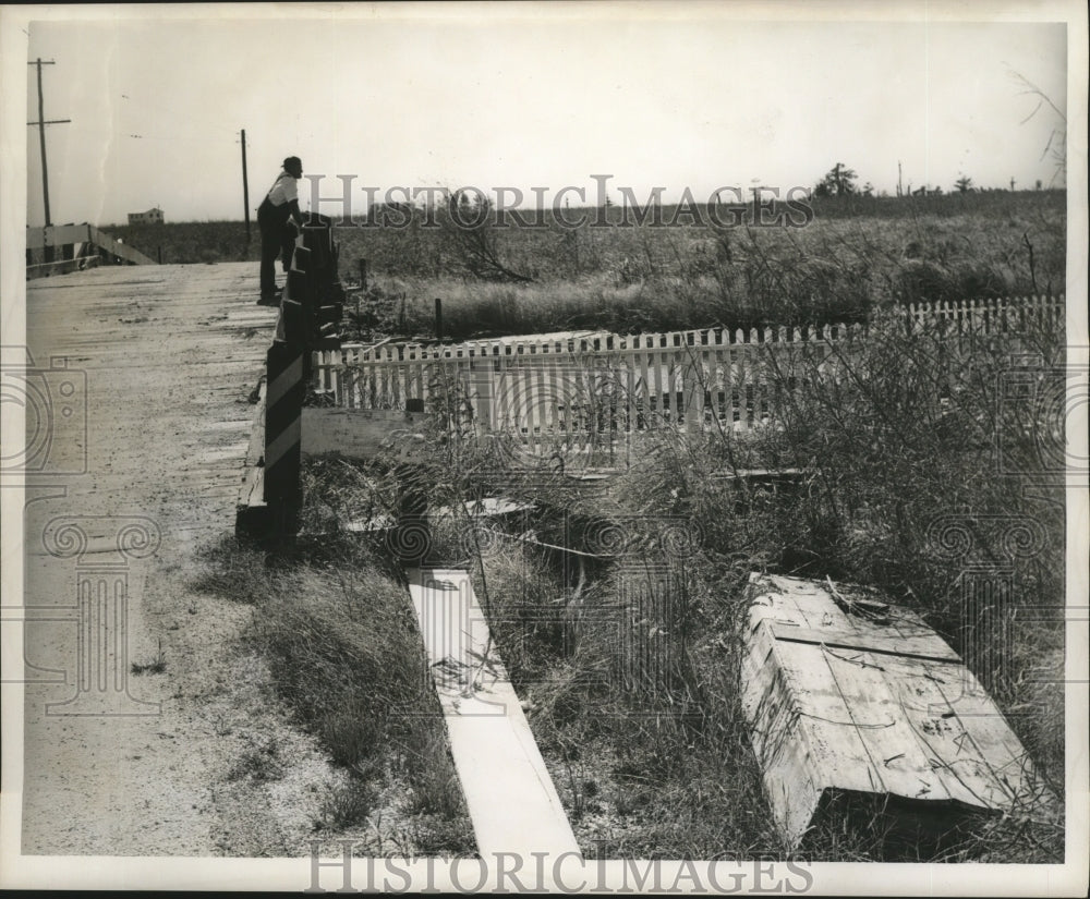 1964 Press Photo Hurricane Hilda- Damage along lakefront.- Historic Images