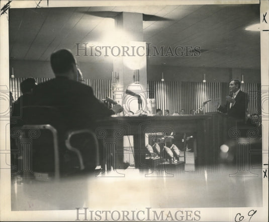 1965 Press Photo Hurricane Betsy- Gov. John J M'Keithen speaks at hearing.- Historic Images