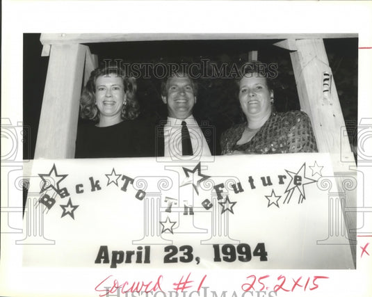 1994 Press Photo Holly Abbott, Bob Manard, and Jan Rigdon at St. Martins Party- Historic Images