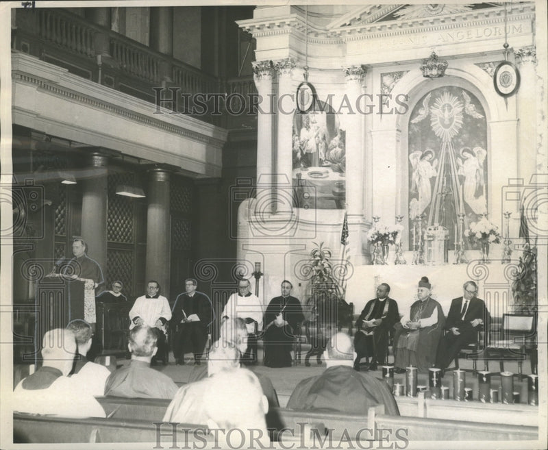 Load image into Gallery viewer, 1968 Press Photo, Number of Protestant , Orhodox and Catholic religious leaders.
