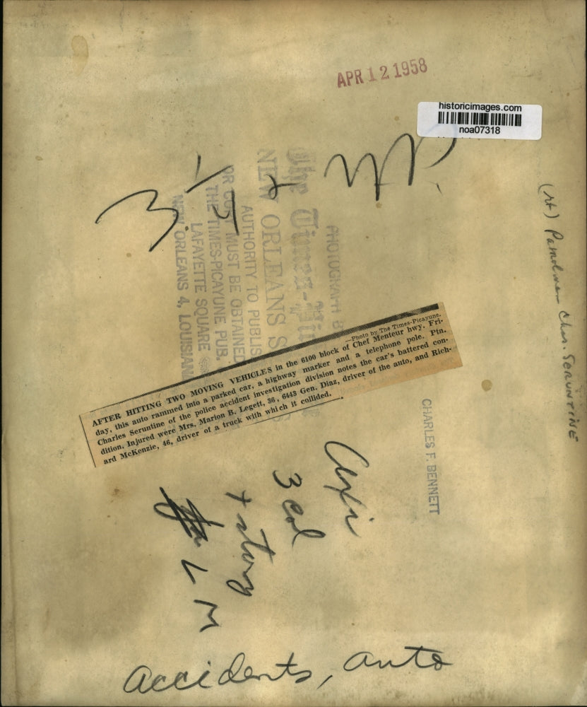 1958 Press Photo Auto accident on 6100 block of Chef Menteur Highway