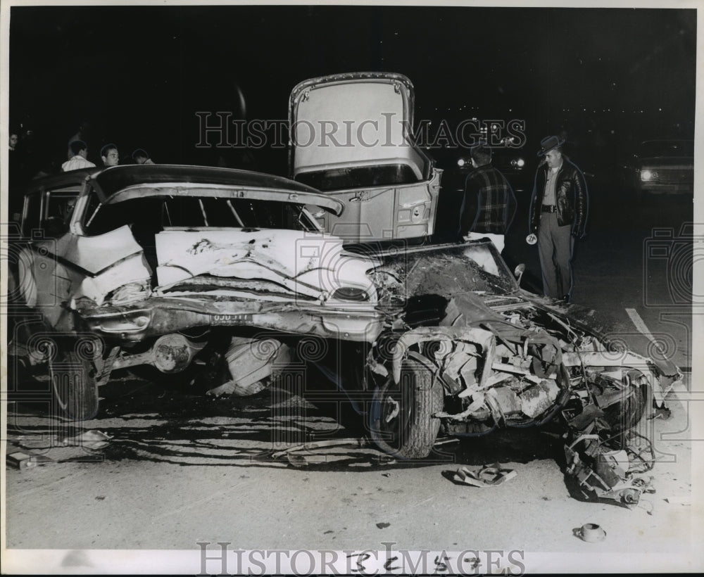 1966 Press Photo Accidents- Two vehicles in collision on Bonnabel Dr.- Historic Images
