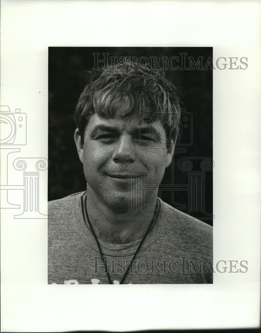 1988 Press Photo Carl Wilderotter, head football coach at Abramson High School.- Historic Images