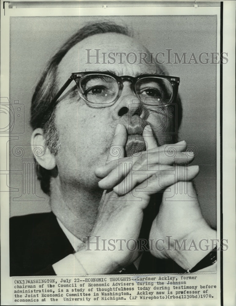 1970 Press Photo Gardner Ackley during testimony in Washington