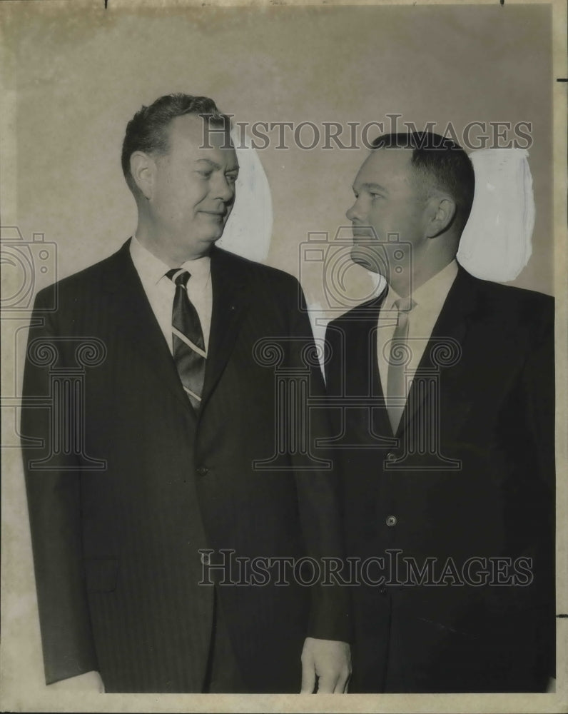 1968 Press Photo Immigrations&#39; Troy Adams, left with Anton M. Eriksen.- Historic Images