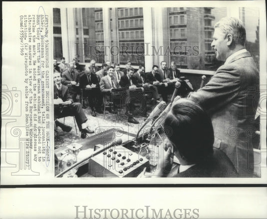 1969 Press Photo Conrad Ahlers, spokes man for the West German government