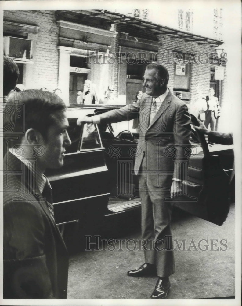 Load image into Gallery viewer, 1972 Press Photo Vice President Spiro Agnew in New Orleans, Louisiana.
