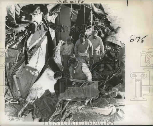 1960 Press Photo Bunk & twisted deck chair amid cruise ship wreckage.- Historic Images