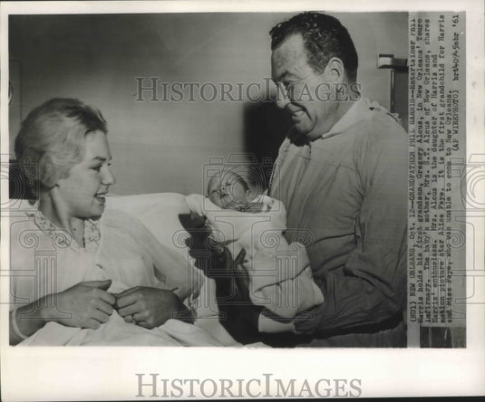 1961 Press Photo Entertainer Phil Harris & grandson Gregory Alcus and daughter.- Historic Images