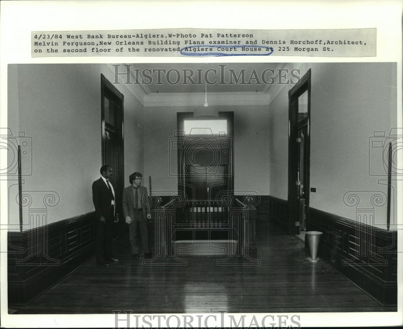 Load image into Gallery viewer, 1984 Press Photo New Orleans - M. Ferguson &amp; D. Horchoff at Algiers Courthouse
