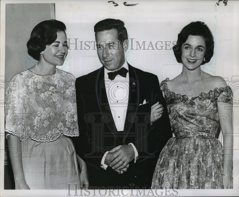 1961 Press Photo Mr. and Mrs. Banos with Mrs. Monrose attend Bal de Tete.- Historic Images