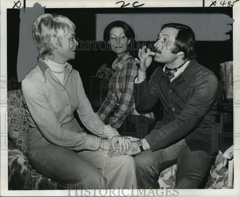 Load image into Gallery viewer, 1973 Press Photo Jean Ruello &amp; Francois-Michel Baradat at Gallery Circle Theater
