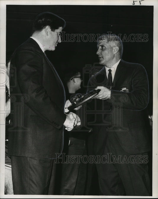 1967 Press Photo John Altobello, de La Salle High basketball & Baseball coach- Historic Images