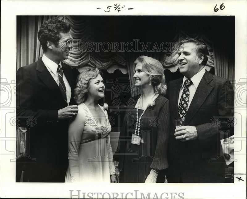 Load image into Gallery viewer, 1979 Press Photo New Orleans Society-Jim &amp; Camille Yeldell, Carol &amp; Don Andrews
