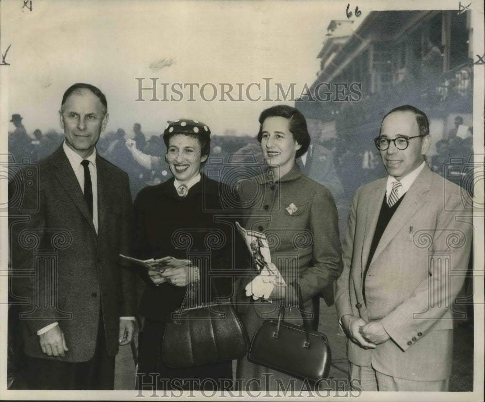  Press Photo Mr. &amp; Mrs. Eugene Aschaffenburg with Mr. &amp; Mrs. William Klee - Historic Images