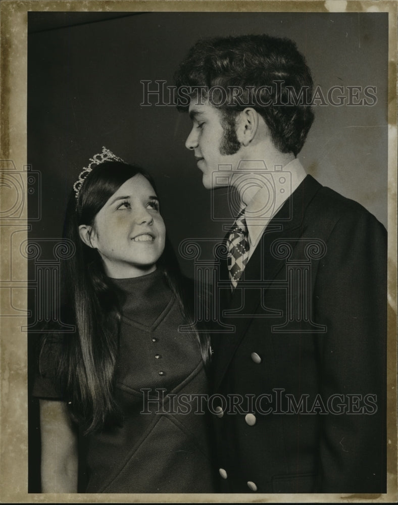 1971 Press Photo Collette Arieux with M.P. Schneider III- Historic Images