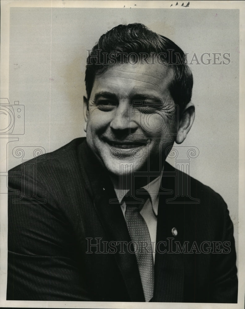 1967 Press Photo Erby Aucoin, Photographer &amp; Pres. LA News Photographers Assn.- Historic Images