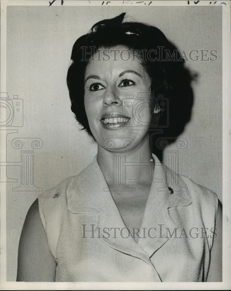 1966 Press Photo Norma Ardon, President of Venture Club of New Orleans