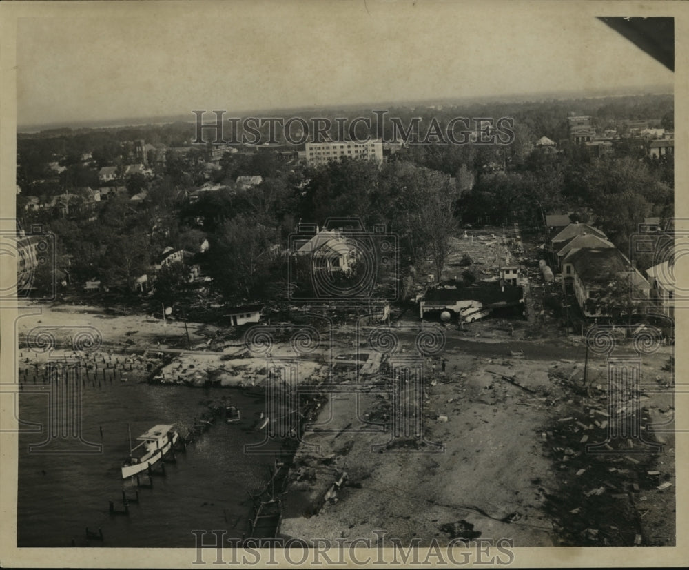 1947 Press Photo New Orleans - Lake Clancy Metairie Flood Caused by Hurricane- Historic Images