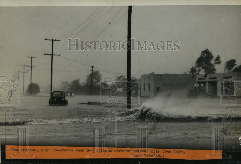 1947 Press Photo Flooding in the Streets of New Orleans, Louisiana - noa20318