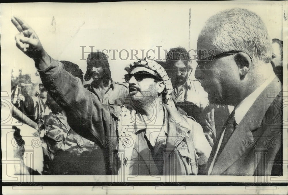 1979 Press Photo Yassir Arafat Talks with Prime Minister Ladgham in Jordan- Historic Images