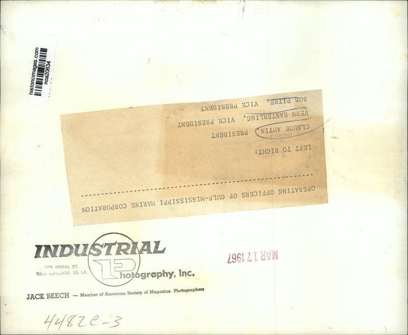 Load image into Gallery viewer, 1967 Press Photo Operating Officers of Gulf-Mississippi Marine Corporation
