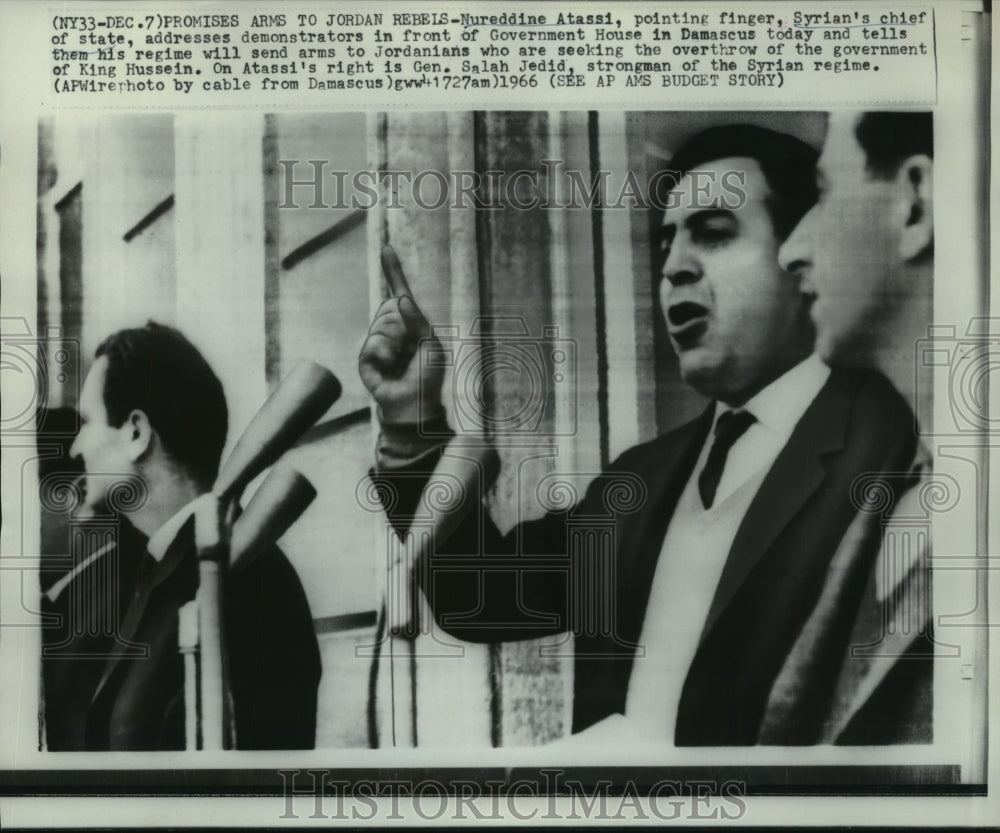 1966 Press Photo Nureddine Atassi, Syrian Chief of State, Addresses Protestors- Historic Images