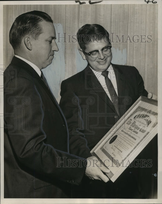 1962 Press Photo Steve A. Alford Jr., Wilmer J. Baltazor, Kiwanis Club Members