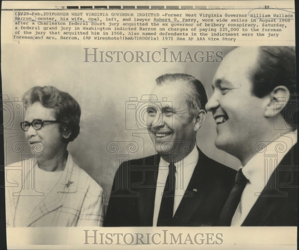 1968 Press Photo William W. Barron and Wife Opal, Lawyer Robert G. Perry- Historic Images