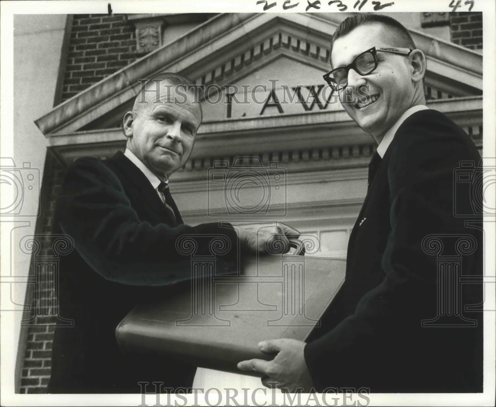 1966 Press Photo Robert Barnett and Joel W. Bunkley, Attorneys- Historic Images