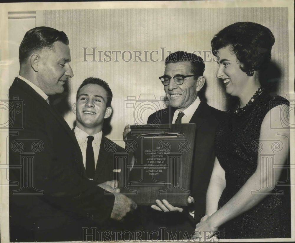 1963 Press Photo Award Ceremony at New Orleans Hilton Inn- Historic Images