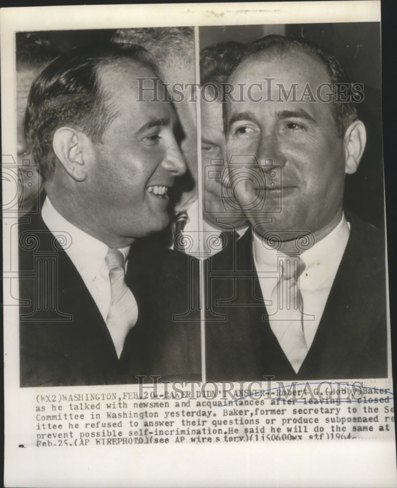 Load image into Gallery viewer, 1964 Press Photo Robert Baker After Leaving Closed Committee in Washington, DC
